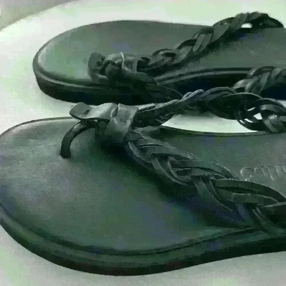 See By Chloe Women’s Flip Flop Sandals. Color: Black. Size: 8.5. OS - Picture 3 of 6